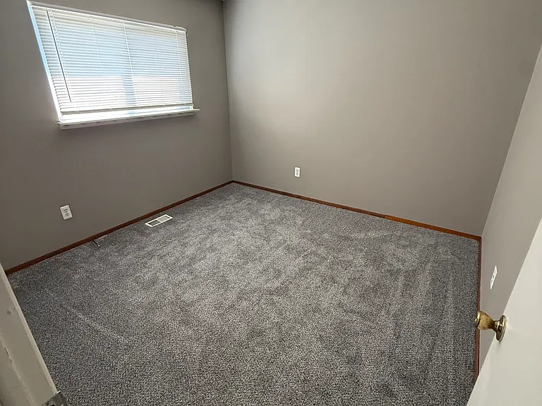 27912 Van Howe St — Photo 4