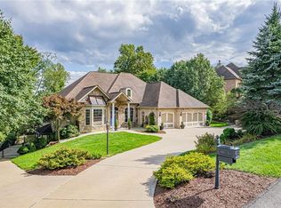 2024 Timbercrest Dr, Greensburg, PA