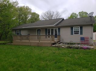 521 E 2950th Ave, Ramsey, IL 62080