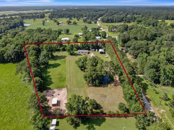 17055 Rogers Rd, Willis, TX 77378