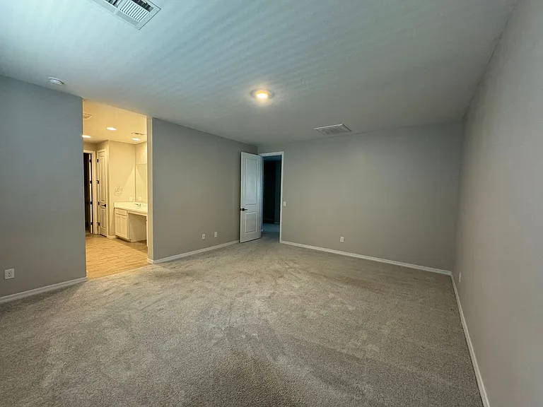 9353 E Saturn Ave — Photo 12