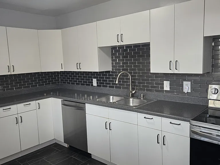 3620 S Hesperides St — Photo 10