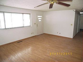 3rd image of 5075 Lemoyne Dr