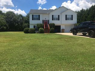 8125 Kara Dr, Gainesville, GA 30506