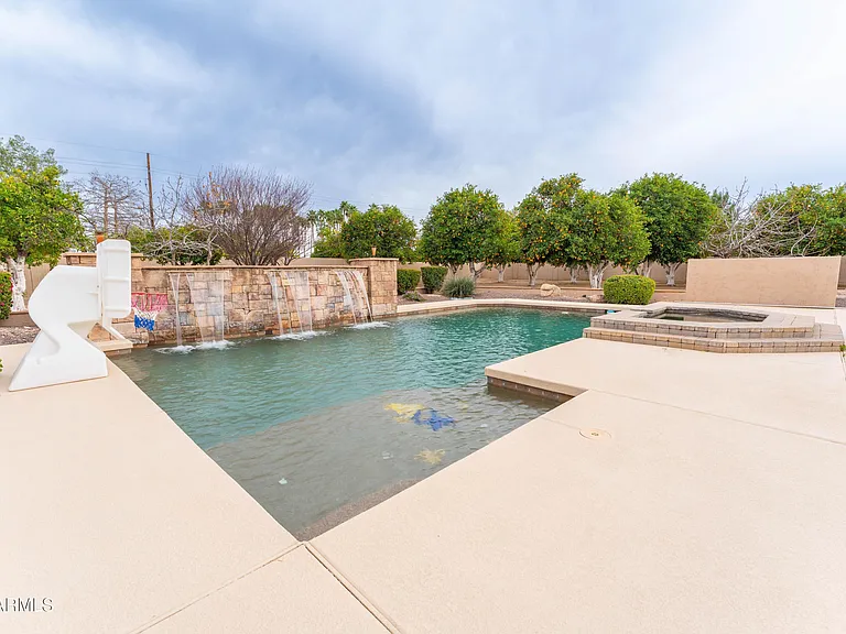 3552 E Jaeger Cir — Photo 31