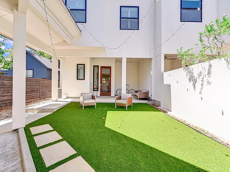 509 Sacramento Dr #A — Photo 2