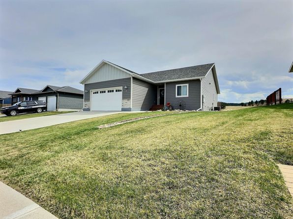 3511 Roughlock Ln, Spearfish, SD 57783