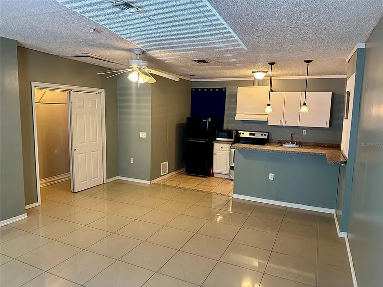 5521 Axiom Ave — Photo 5