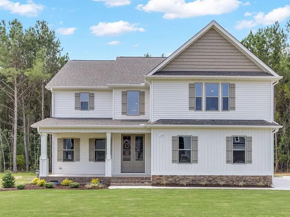 150 Freedom Ridge Dr, Smithfield, NC 27577