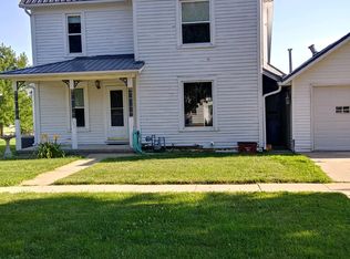 507 W 1st St, Mechanicsville, IA 52306