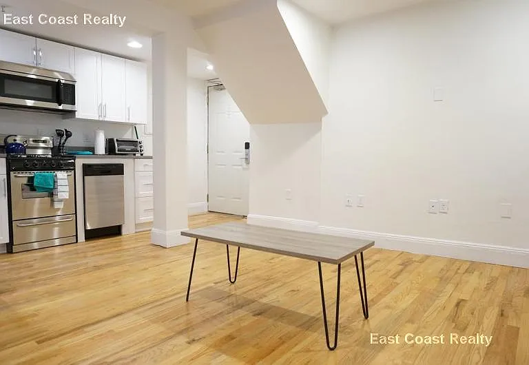10 Brainerd Rd #14 — Photo 17