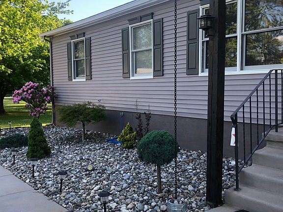 Front entrance 3