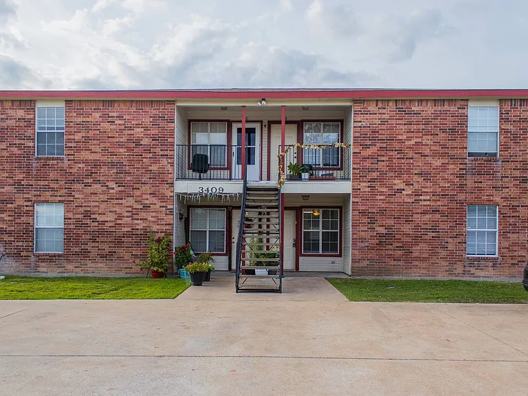 3409 Toledo Dr #D — Photo 1