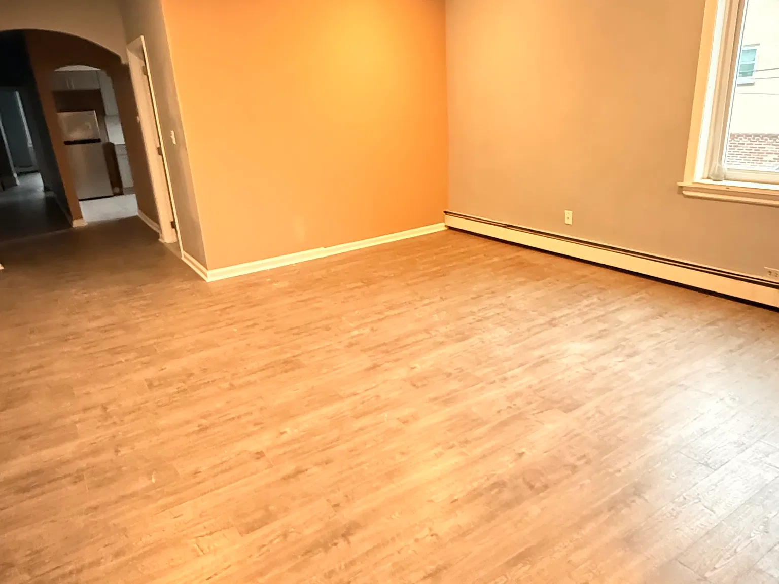 2 bed, 850 sqft, $1,400 — Photo 4