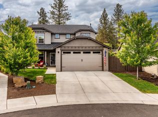 20637 SE Meadowsweet Dr, Bend, OR 97702