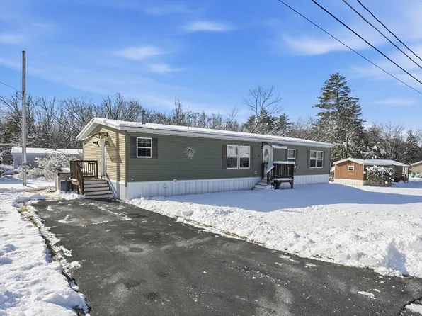 30 Winter St, Salem, NH 03079