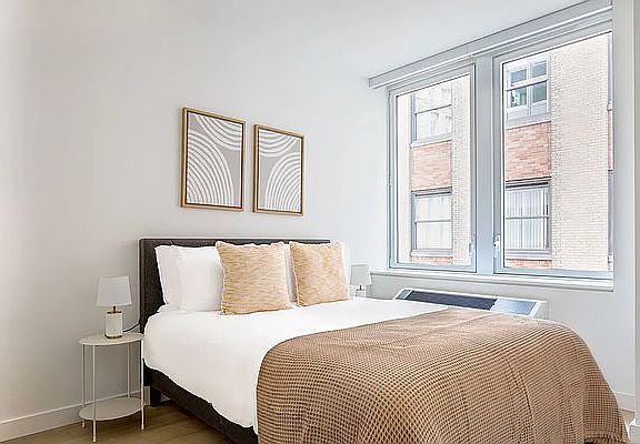 3rd image of 150 Broadway #5B