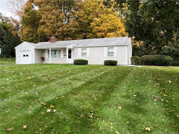 7 Gordon Avenue, Enfield, CT 06082