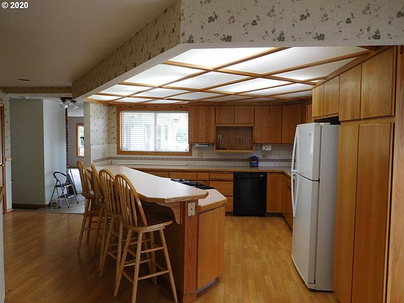 5th image of 11009 SE Home Ave
