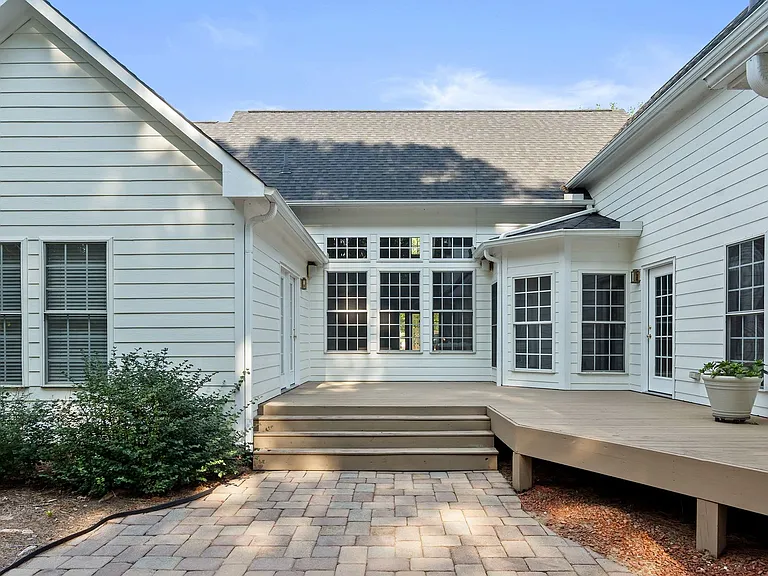 30135 Porter Dr — Photo 40