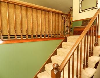 2nd image of 1606 E Wilson Ave