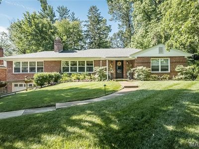 8724 W Kingsbury Ave, Saint Louis, MO, 63124