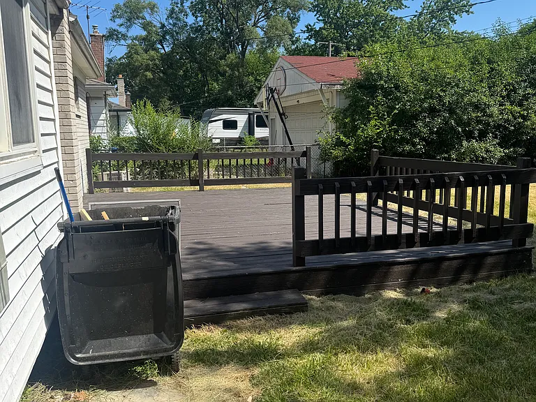 21610 Sussex Ave — Photo 16