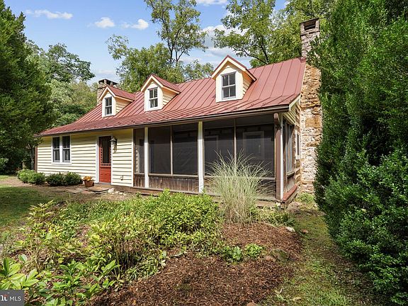 3rd image of 263 Lizzie Mills Rd