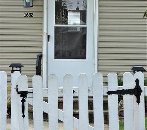 2nd image of 1632 Fruitland Ave