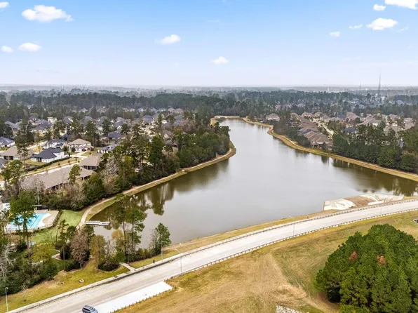 734 Platinum Stone Ln, Pinehurst, TX 77362