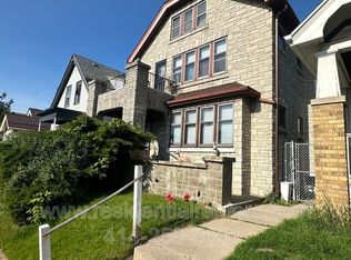 4048 N 7th St, Milwaukee, WI 53209
