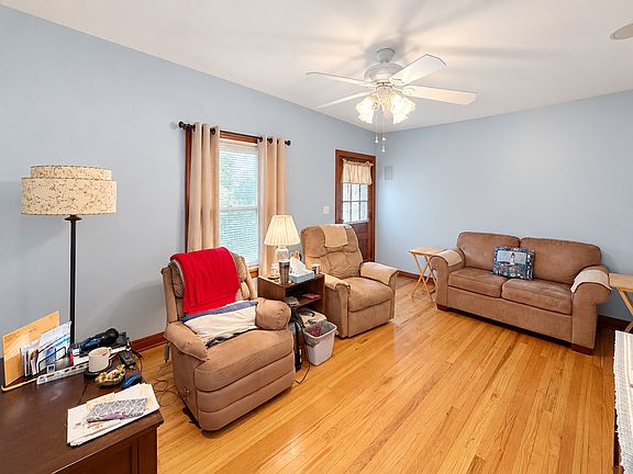 4th image of 3228 25th St