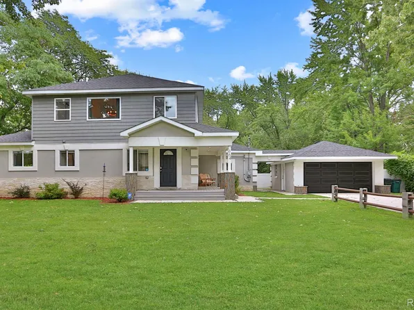 1064 Minnesota Dr, Troy, MI 48083