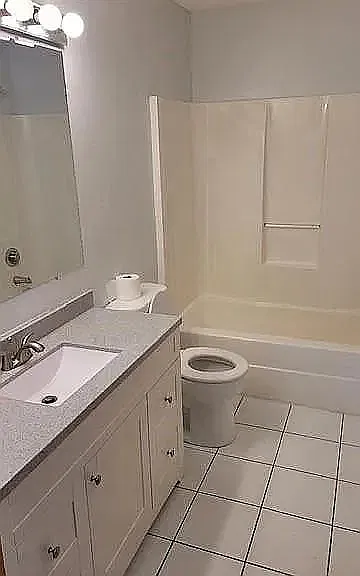 2 bed, 1104 sqft, $1,895 — Photo 3
