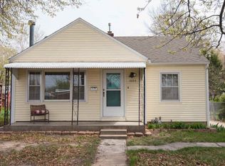 2004 SW Atwood Ave, Topeka, KS 66604