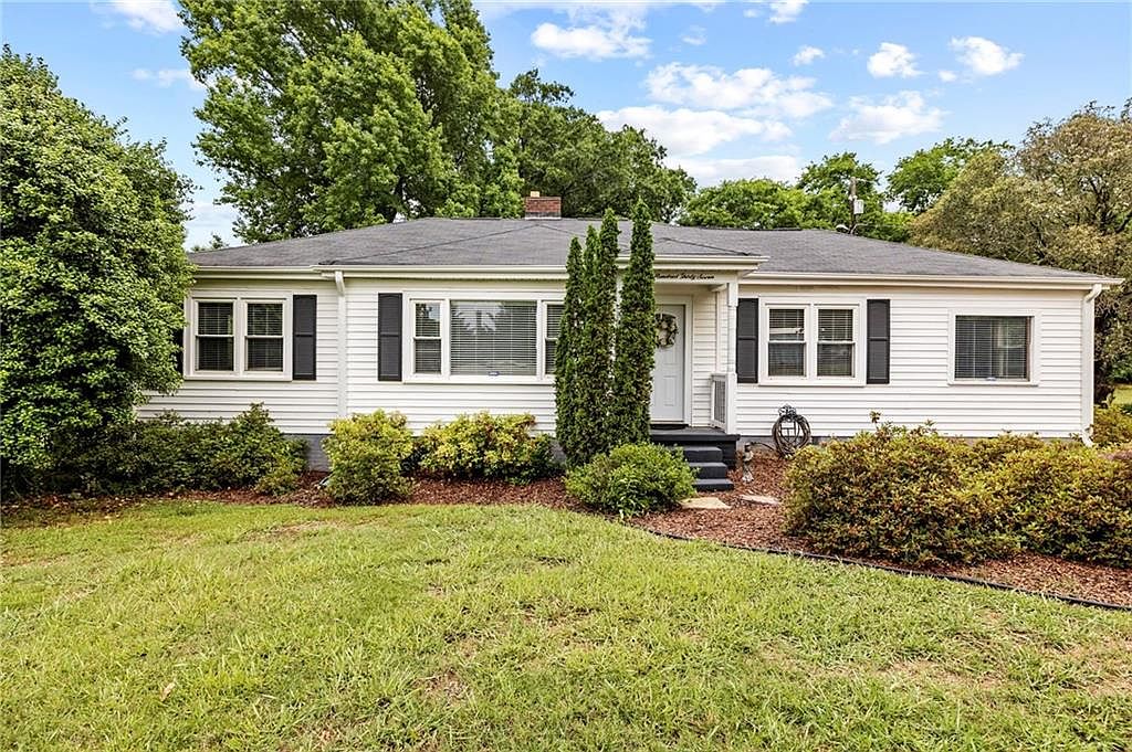 337 Cherry St, Pendleton, SC 29670 | Zillow