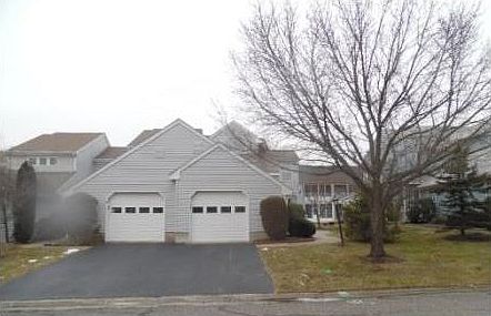 1st image of 4A Rutherford Hayes Dr