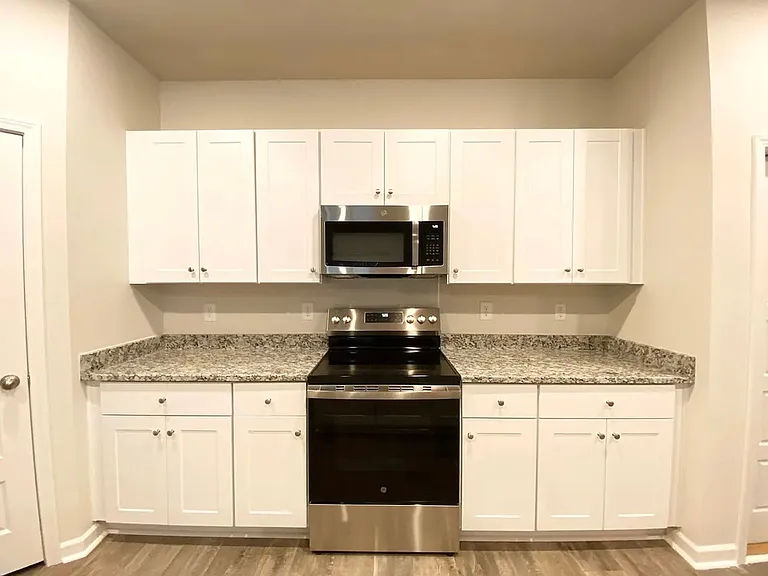326 Ladyfish Loop NW — Photo 8