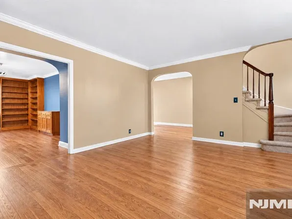 185 E Palisade Avenue #D11B, Englewood, NJ 07631