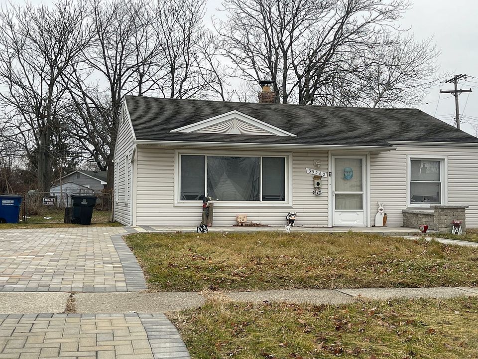 2nd image of 35520 Glen St