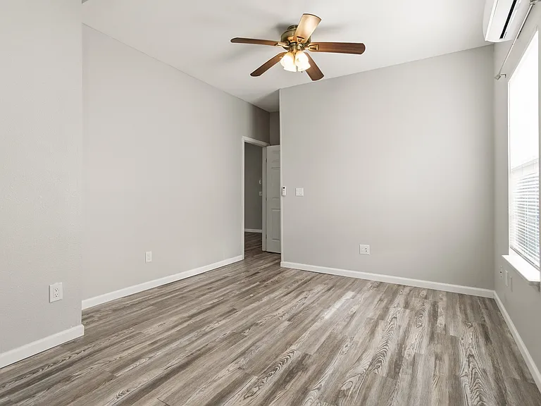 9140 Sailfish Dr — Photo 28