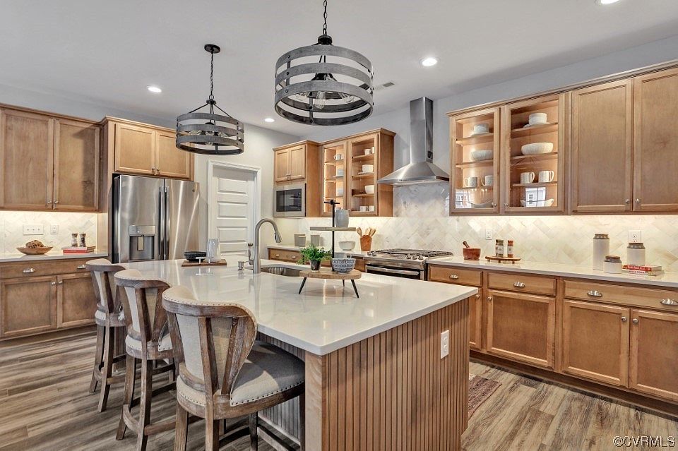 1st image of 7046 Rivermere Lane Gln