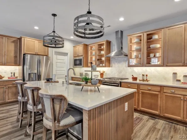 7046 Rivermere Lane Gln, Allen, VA 23059
