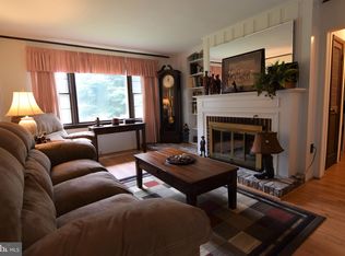 20 Monroe Ave, Pitman, NJ 08071