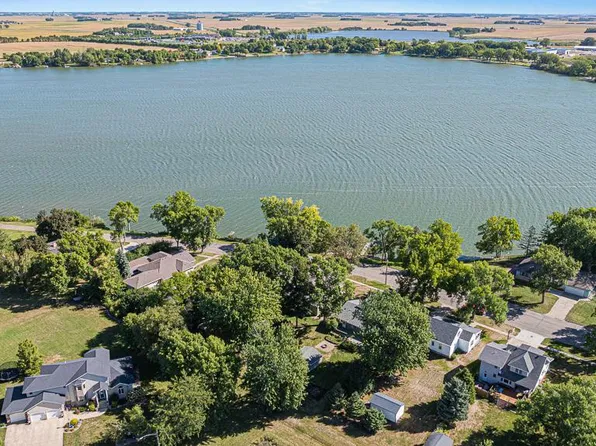 165 W 5th St N, Cottonwood, MN 56229