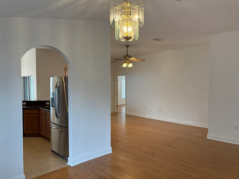 7169 Hamilton Park Blvd — Photo 5