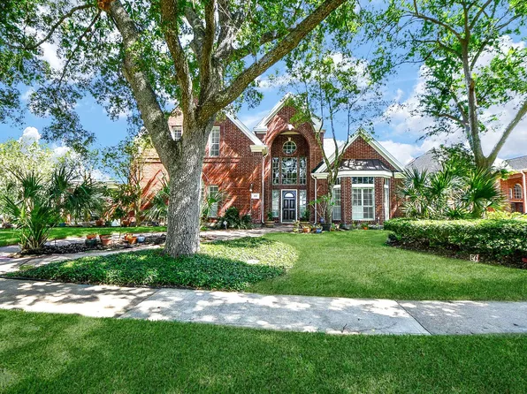 410 Kingfisher Dr, Sugar Land, TX 77478