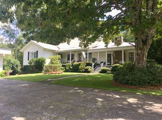 622 Coleman River Rd, Clayton, GA 30525