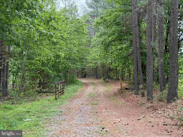 W River Road Tract Jr Sadie Flanagan #1, Fork Union, VA 23055