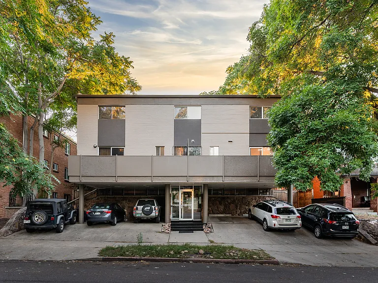 1149 Columbine St #201 — Photo 1